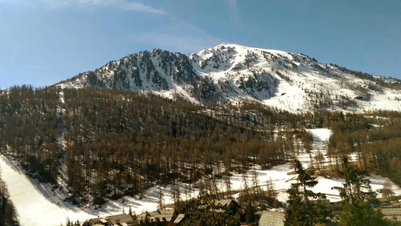 Panorama Apartment Claviere Buitenkant foto